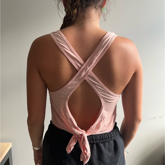 Lulu Lemon Tank Top - Picture 2 of 3